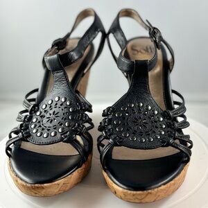 SOFFT wedge platform sandals with strap